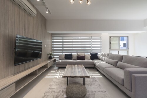 3B2b New Building, 2 Min to MRT & Daan Park