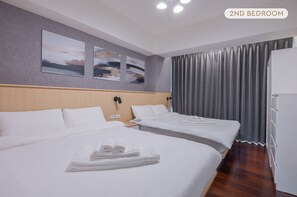 3 habitaciones, escritorio, tabla de planchar con plancha y wifi gratis 