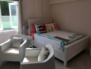 4 bedrooms, WiFi, bed sheets