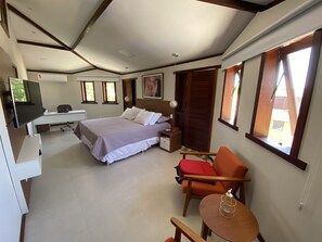 6 chambres, fer et planche à repasser, Wi-Fi, draps fournis
