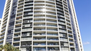 Unclassified image, 5 of 15, button - Sierra Grand Private 2 Bedroom (Broadbeach)