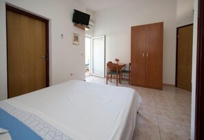 1 chambre, Wi-Fi gratuit, draps fournis