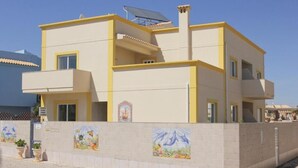واجهة المنشأة