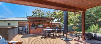 Ocean Beach Pet Friendly near Shoal Bay Beach
