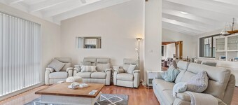 Ocean Beach Pet Friendly near Shoal Bay Beach