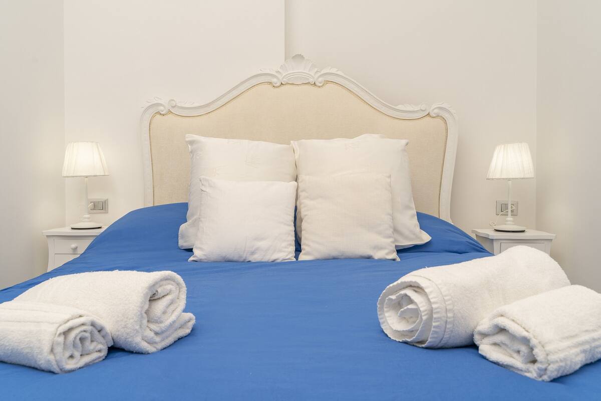 Double Room | Premium bedding, down comforters, desk, blackout drapes