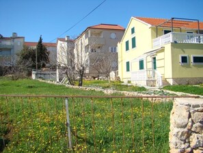 Esterni
