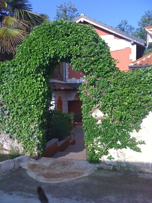 Property grounds - Apartment in Umag with Air condition, WIFI (4222-1) (Umag)