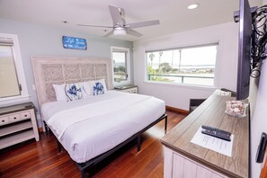 4 habitaciones, tabla de planchar con plancha, internet y ropa de cama 
