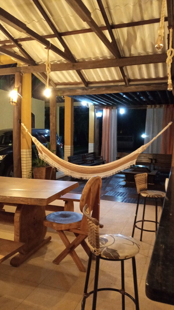 星評価なしの画像、1 / 10、ボタン