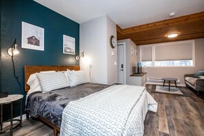 1 bedroom, free WiFi, bed sheets