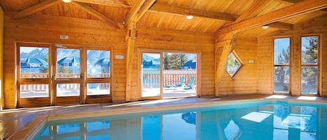 Piscine couverte