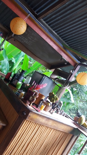 Bar (in der Unterkunft)