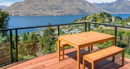 Newly Built Luxe House with Magnificent View