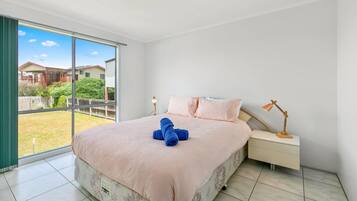 4 bedrooms, iron/ironing board, travel crib, internet