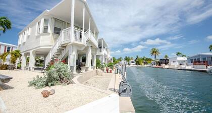 SAVE BIG $$$ APRIL! OCEANFRONT 4 BIKES & 2-2 PERSON KAYAKS. KING & QUEEN BEDS!