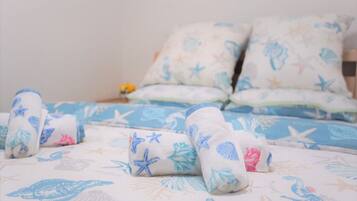 Private Vacation Home | 3 bedrooms, WiFi (free), bed sheets