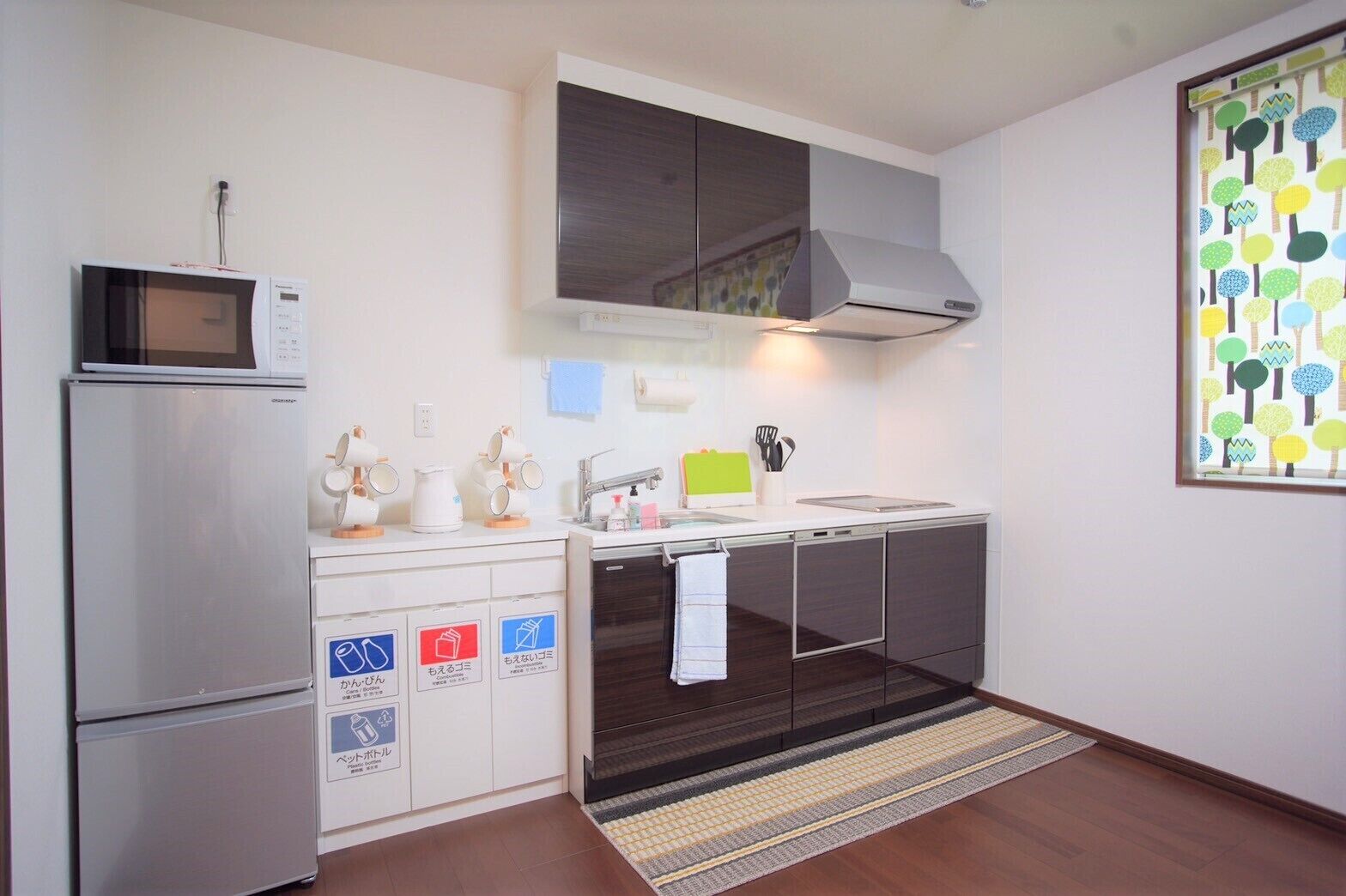 Private Vacation Home | Private kitchenette | Fridge, microwave, electric kettle, rice cooker