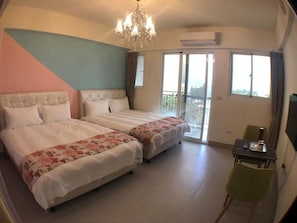 Desk, blackout curtains, soundproofing, free WiFi