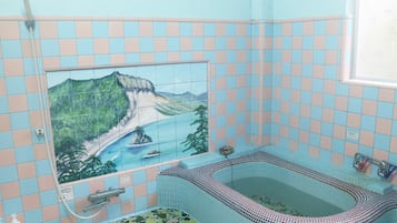 Nhà tắm công cộng