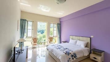 Blackout drapes, soundproofing, free WiFi, bed sheets