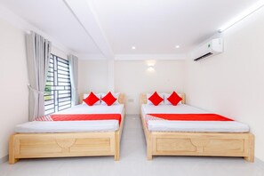 Escrivaninha, Wi-Fi de cortesia, roupa de cama
