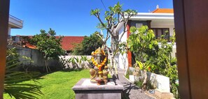 Balcony - Santi HomeStay (Canggu)