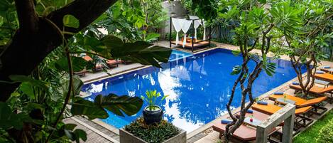 Outdoor pool