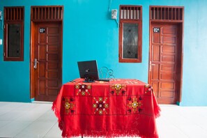 Reception - OYO 1978 Pondok Indah Residence (Medan)