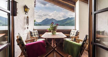 Cosy Apartment Riepl with Lake Access, Garden, Balcony & Wi-Fi