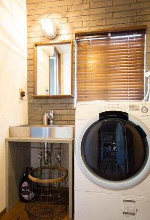 Room (102) | Bathroom sink