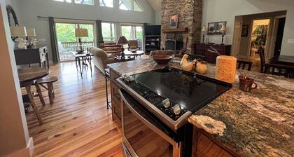Gather @ Sky Valley-Highlands Hub>Hike-Golf-Perch @ 3300’! Upscale Rustic 5BR-4B