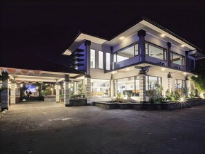 Exterior - Griptha Hotel (Kudus)