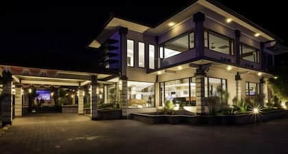 Griptha Hotel