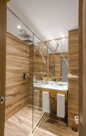 Junior Suite | Bathroom - The Social House Nairobi, a Preferred Lifestyle Hotel (Nairobi)