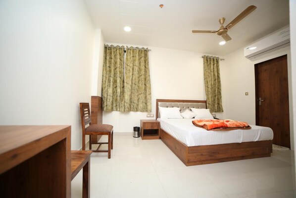 Room - Hotel Devens (Jaipur)