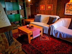 Fireplace - Cermis Mountain Chalet - right on the ski slope / mountain pasture (Cavalese)