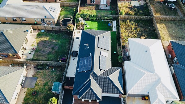 Exterior - Comfy nest (Melton South)