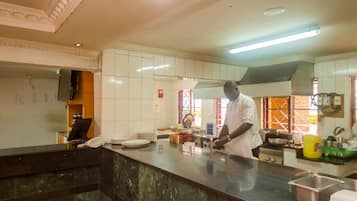 Desayuno buffet incluido todos los días