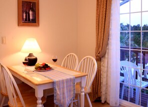 Living area - Dasom Pension (Seogwipo)