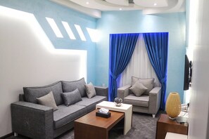Appartamento, 1 camera da letto | 1 camera, una cassaforte in camera, ferro/asse da stiro, Wi-Fi gratuito