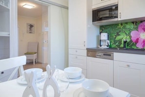 Køleskab, mikrobølgeovn, ovn, opvaskemaskine