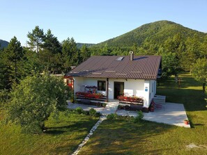 Aerial view - Holiday Home Lana (Plitvicka Jezera)