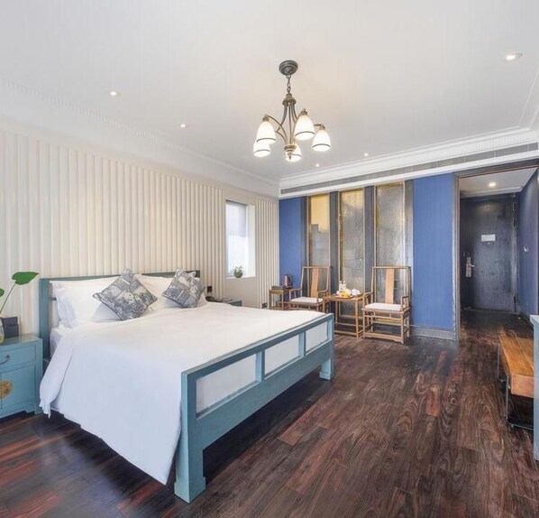 Family Loft | Egyptian cotton sheets, premium bedding, down comforters, pillowtop beds - Hefu Boutique Inn (Hangzhou)