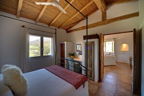 1 Schlafzimmer, BĂŒgeleisen/BĂŒgelbrett, Reisekinderbett, kostenloses WLAN