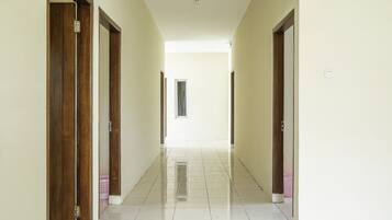 Lorong