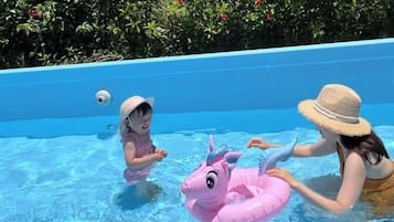 Children’s play area – outdoor