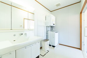 Panoramic Villa | Bathroom - Regina Ishigaki Ocean Yonehara (Ishigaki)