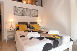 2 camere, Wi-Fi gratuito, lenzuola