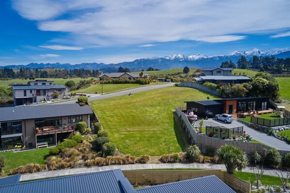 Exterior - LargeExecutive House (Kaikoura)